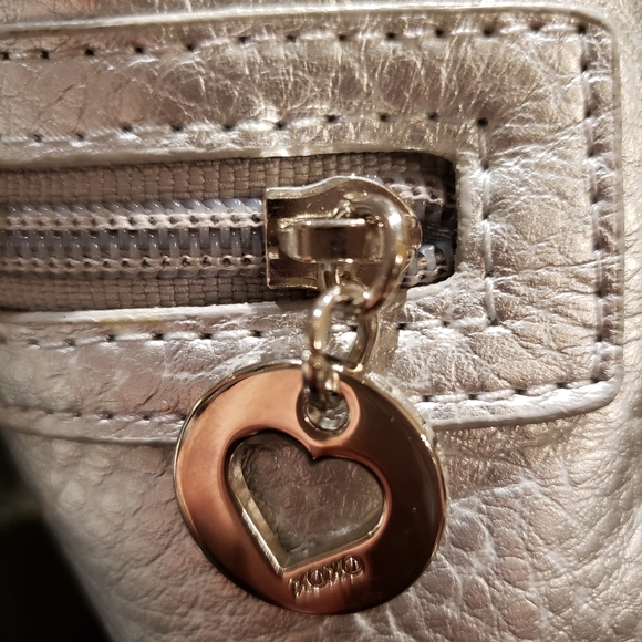 Handbag - Picture 8 of 13